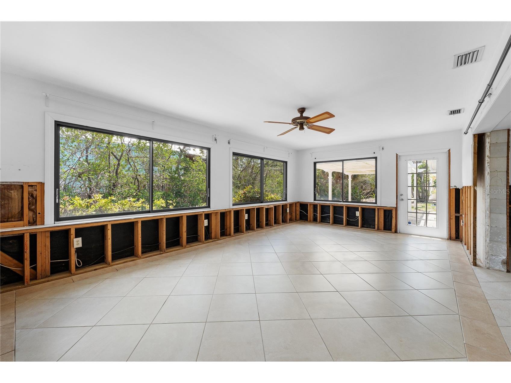 636 Tarawitt Drive Longboat Key FL 34228 TB8368182 image36