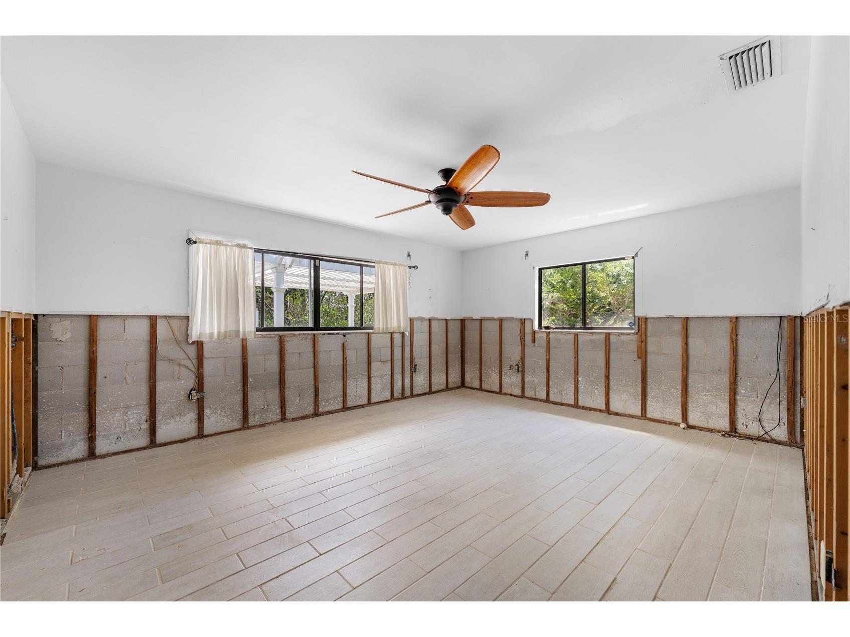 636 Tarawitt Drive Longboat Key FL 34228 TB8368182 image39