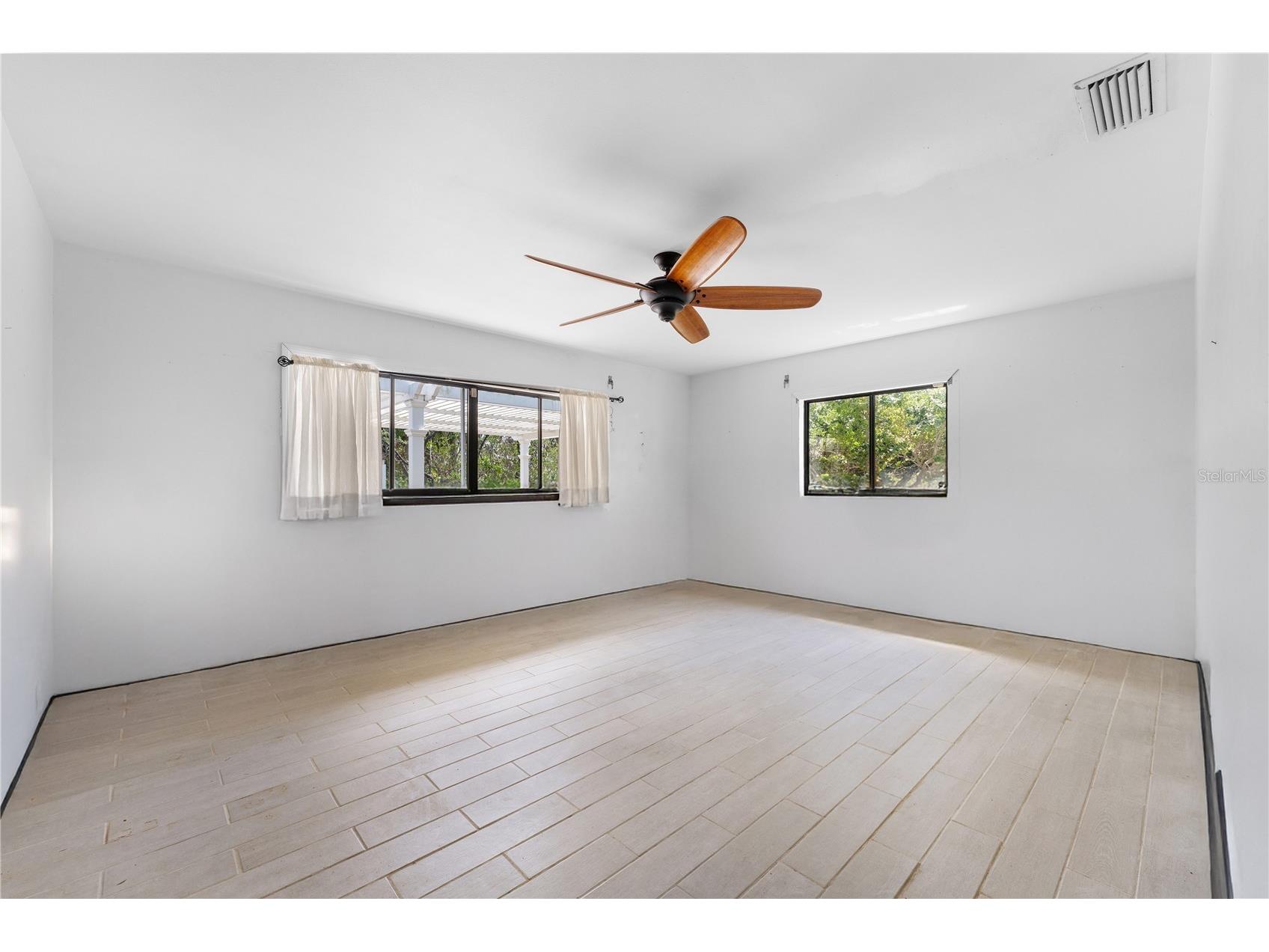 636 Tarawitt Drive Longboat Key FL 34228 TB8368182 image40