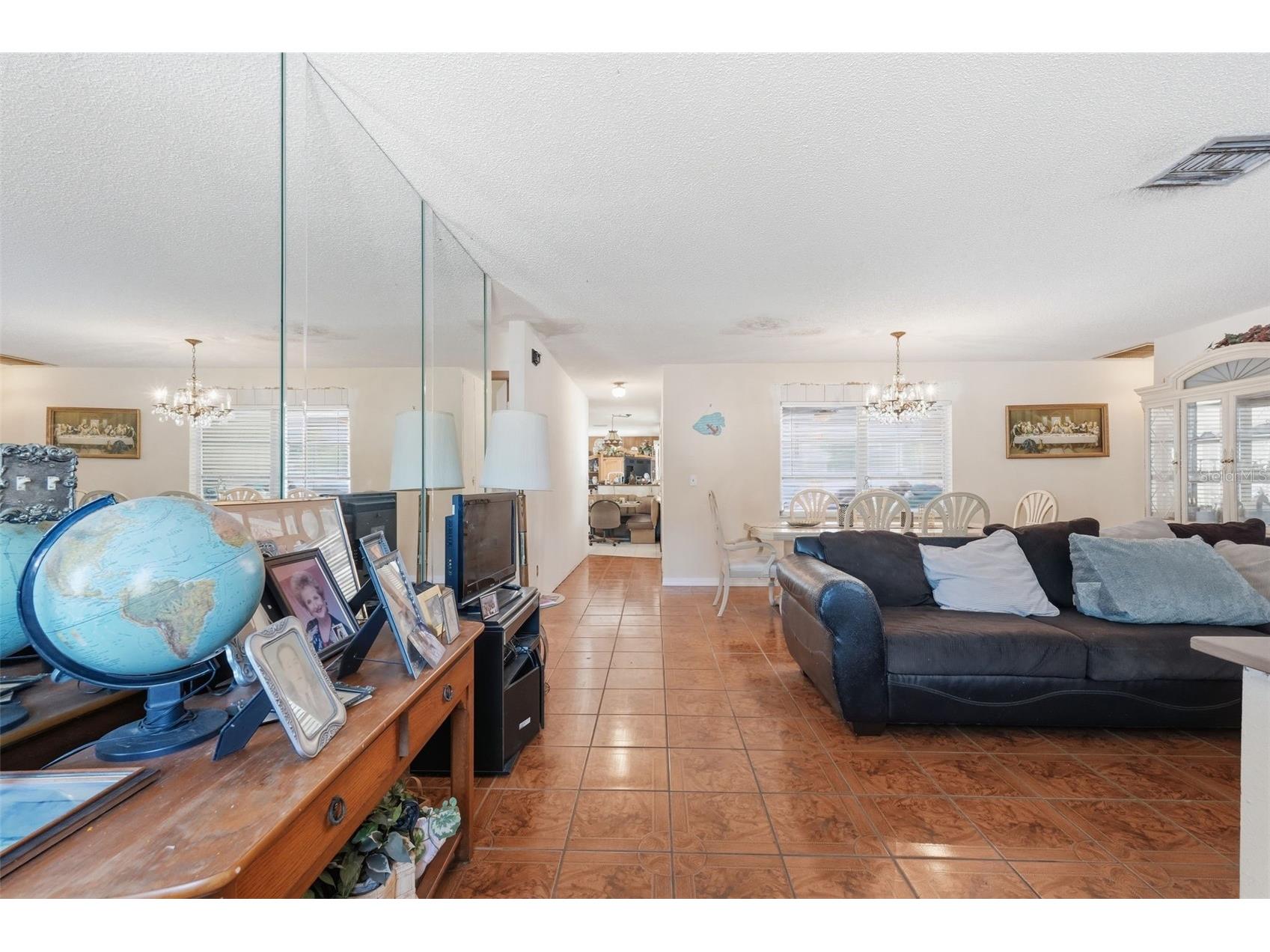 636 Tessier Court Tarpon Springs FL 34689 TB8497212 image6