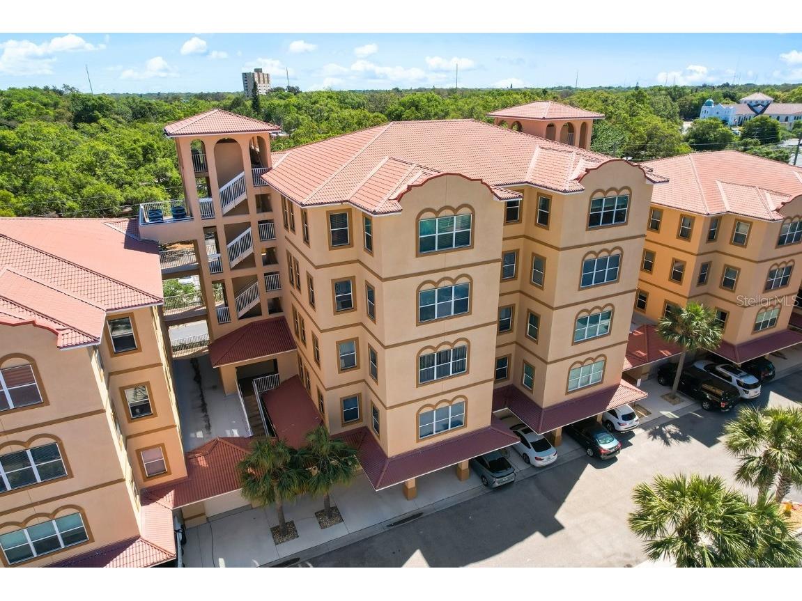 636 Wells Court #201 Clearwater FL 33756 U8193840 image1