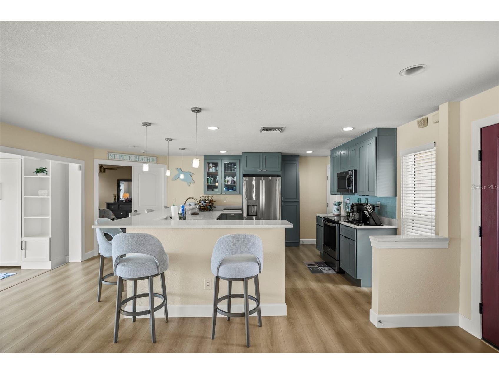 6360 2nd Palm Point Saint Petersburg FL 33706 TB8532094 image13