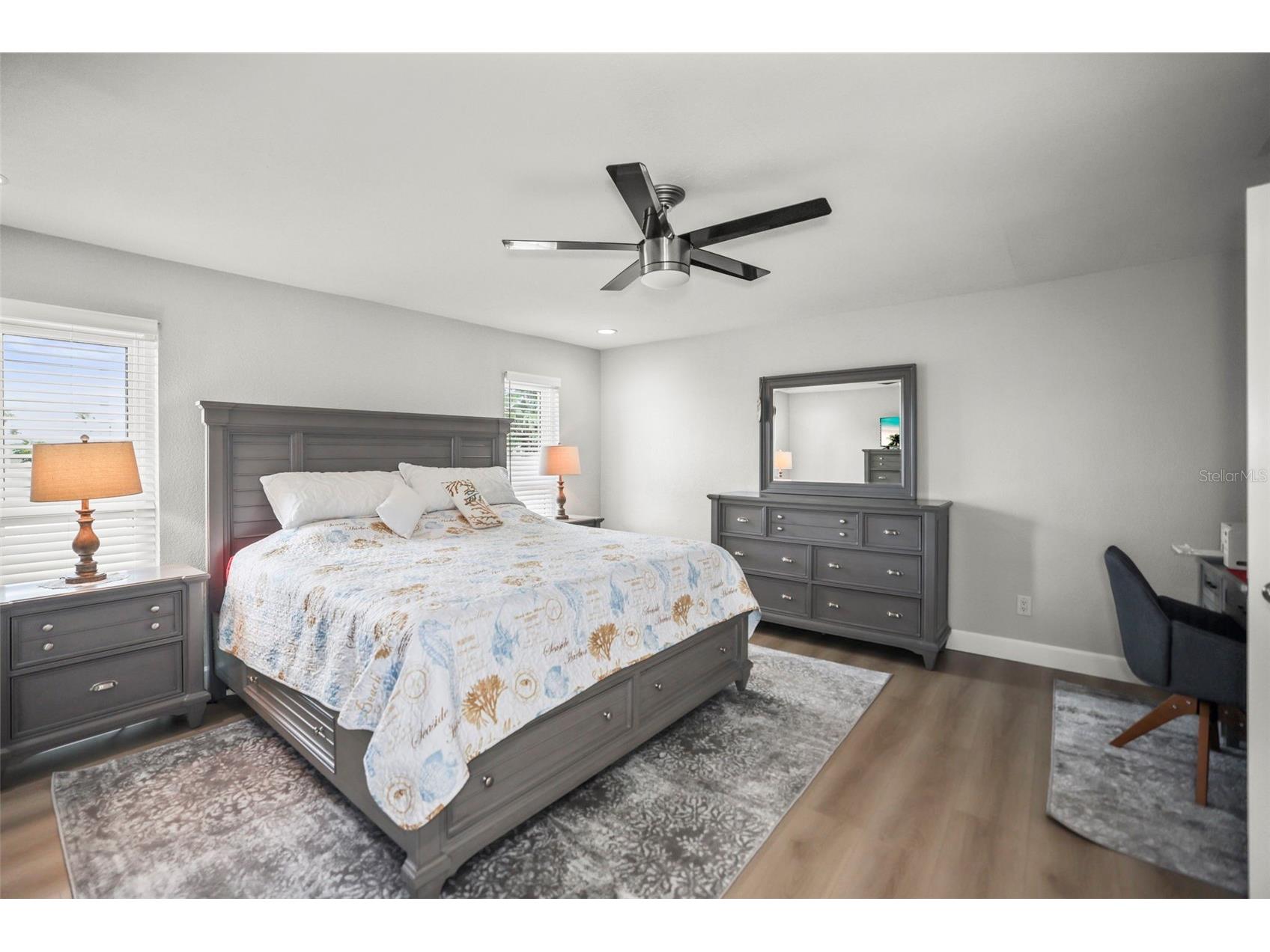 6360 2nd Palm Point Saint Petersburg FL 33706 TB8532094 image29