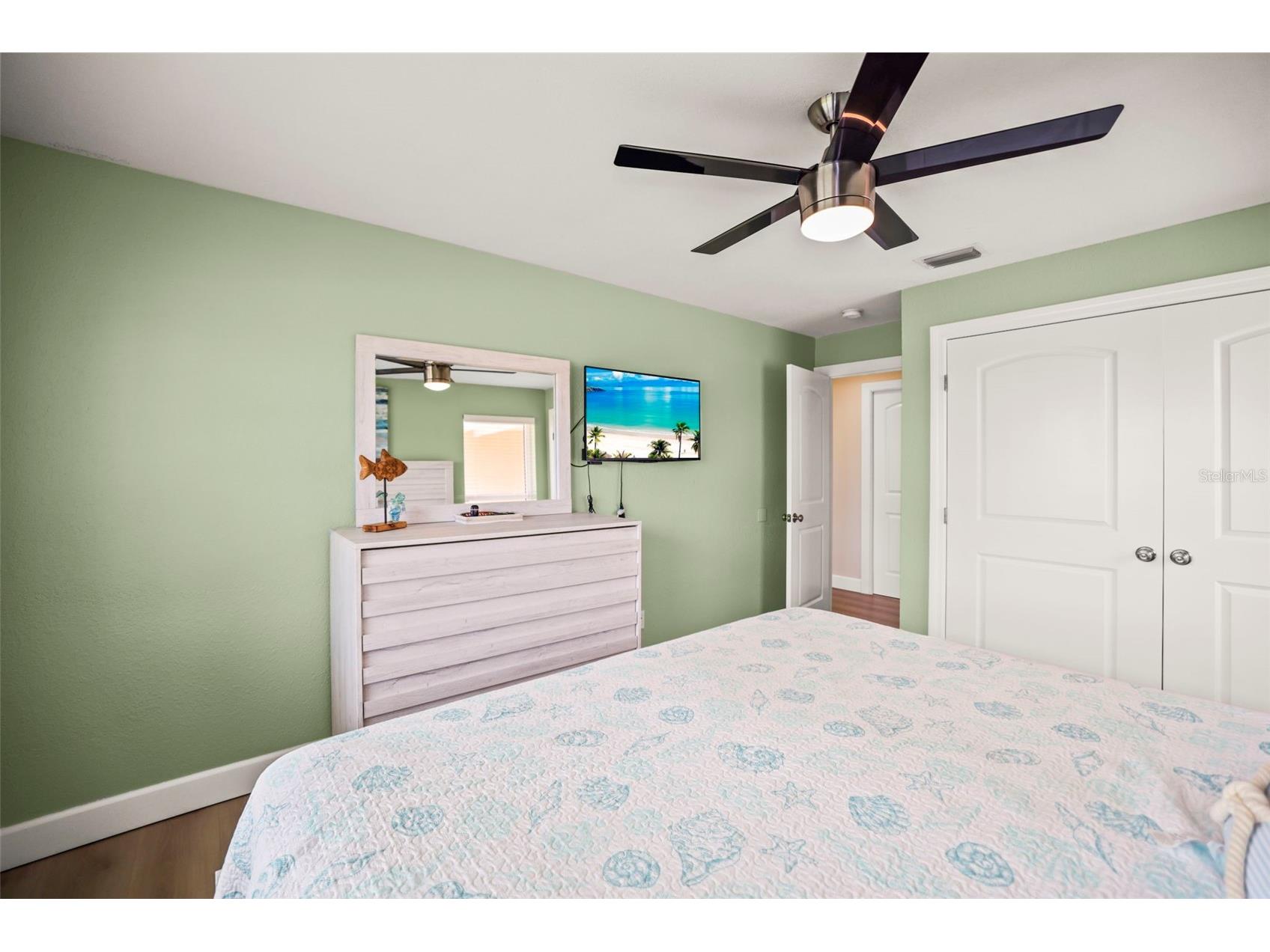 6360 2nd Palm Point Saint Petersburg FL 33706 TB8532094 image38