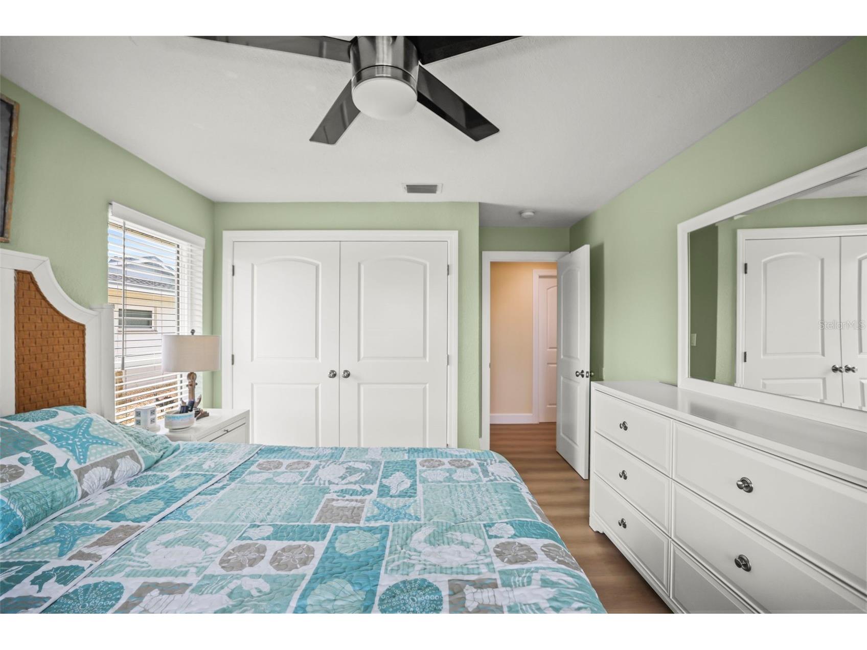 6360 2nd Palm Point Saint Petersburg FL 33706 TB8532094 image40