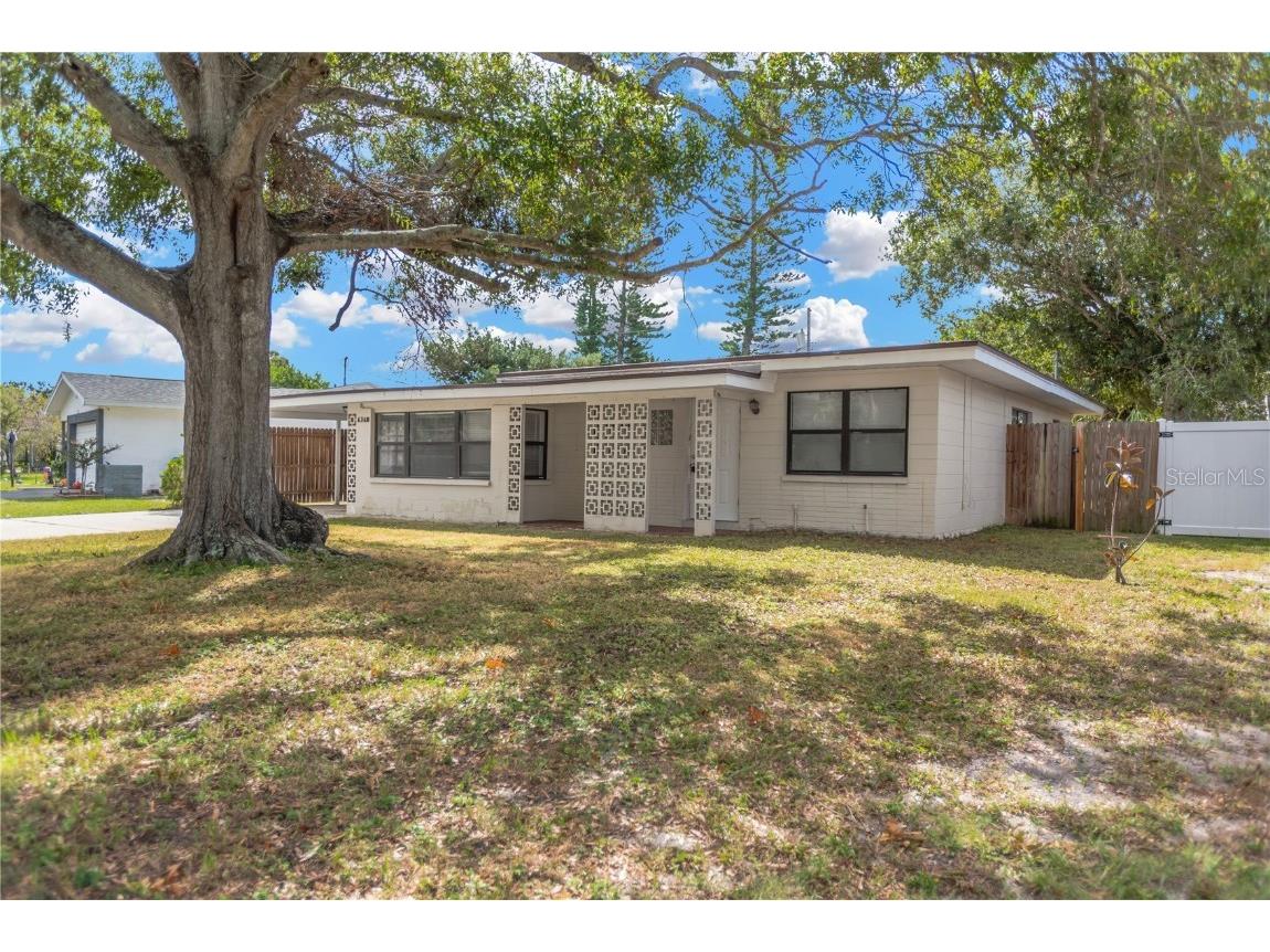 6360 34th Avenue N Saint Petersburg FL 33710 TB8427006 image2