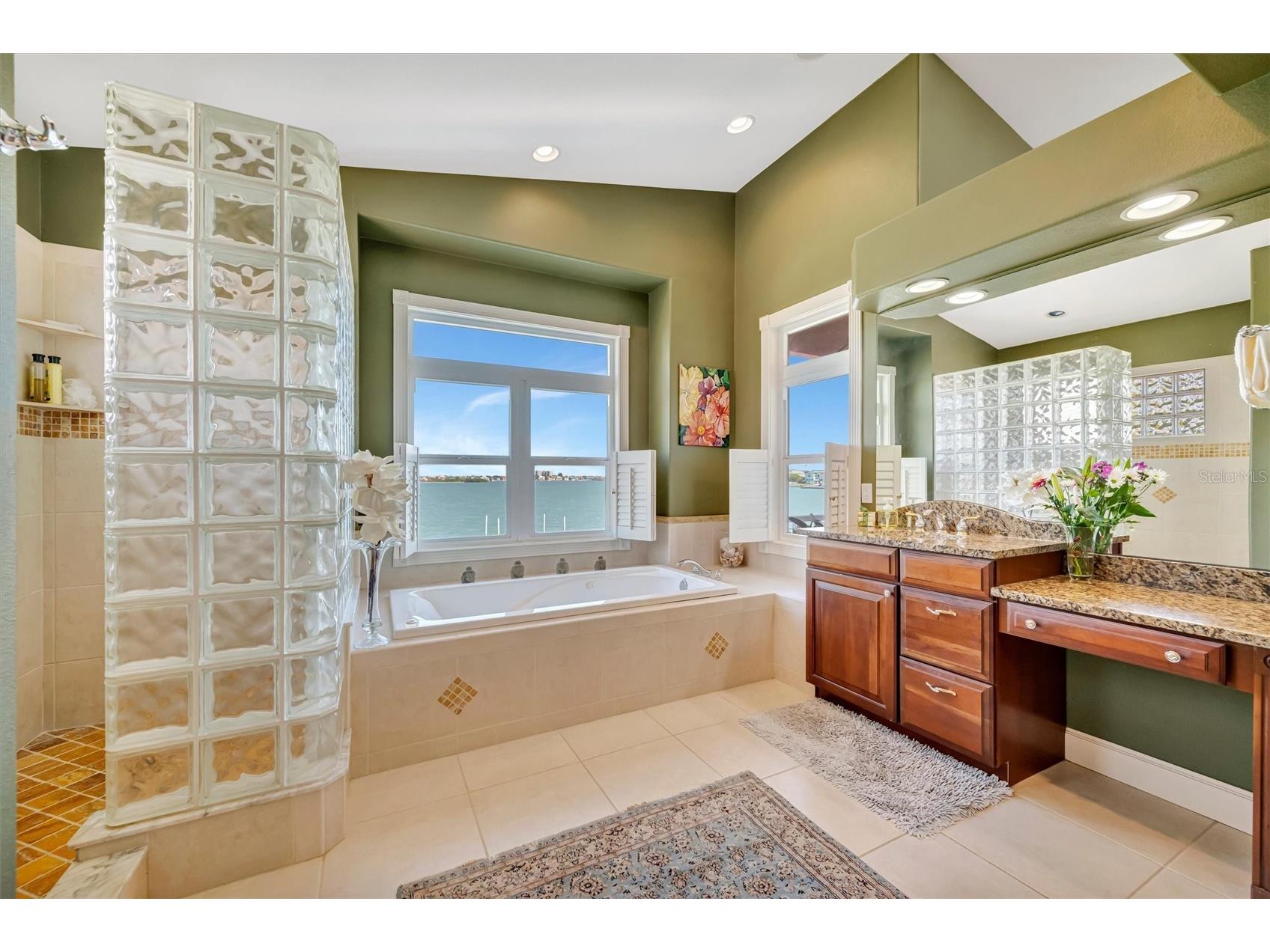6361 4th Palm Point Saint Pete Beach FL 33706 - BOCA CIEGA BAY TB8484217 image66