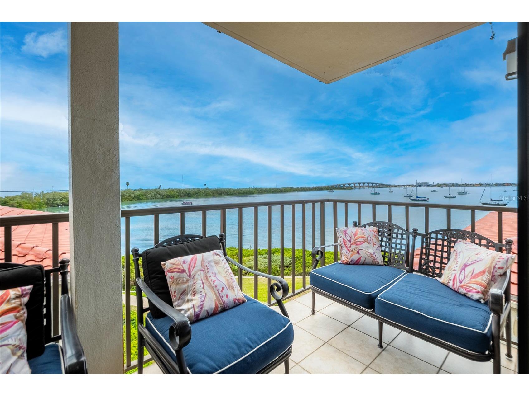 6361 Bahia Del Mar Boulevard #308 Saint Petersburg FL 33715 - BOCA CIEGA BAY TB8493882 image1