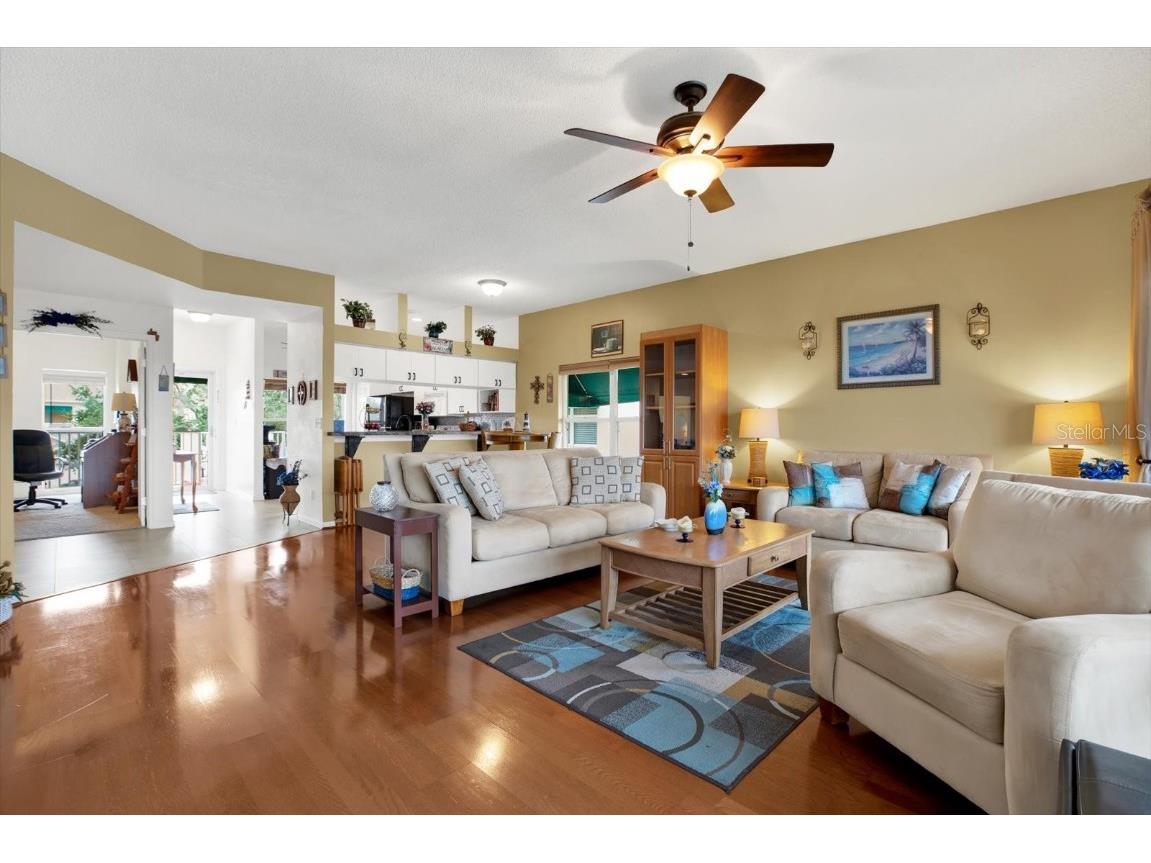 6363 99th Way N #12A Seminole FL 33708 TB8338196 image6