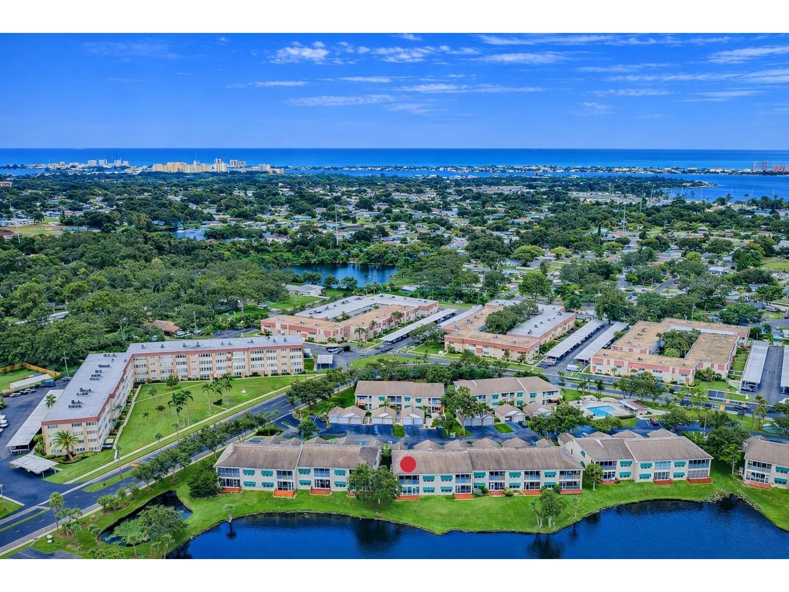 6363 99th Way N #12I Saint Petersburg FL 33708 - SNOWY EGRET LAKE TB8465915 image3