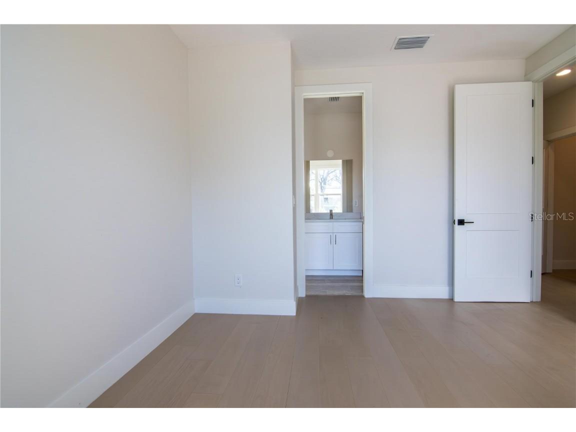 6365 1st Avenue S Saint Petersburg FL 33707 TB8453938 image14