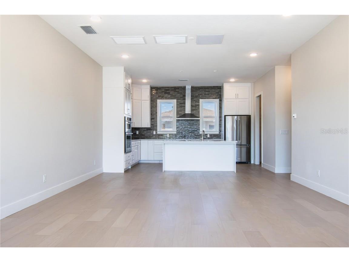 6365 1st Avenue S Saint Petersburg FL 33707 TB8453938 image20