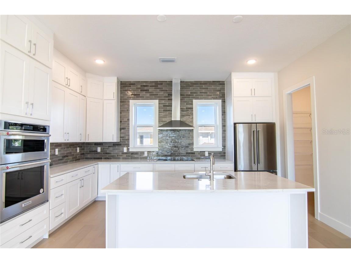 6365 1st Avenue S Saint Petersburg FL 33707 TB8453938 image26