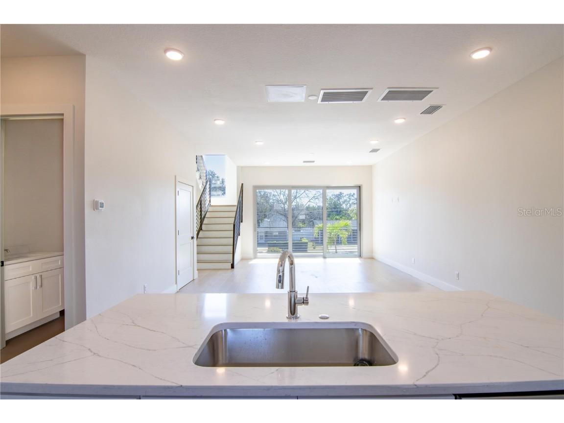 6365 1st Avenue S Saint Petersburg FL 33707 TB8453938 image28