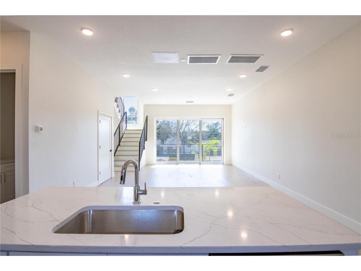 6365 1st Avenue S Saint Petersburg FL 33707 TB8453938 image5