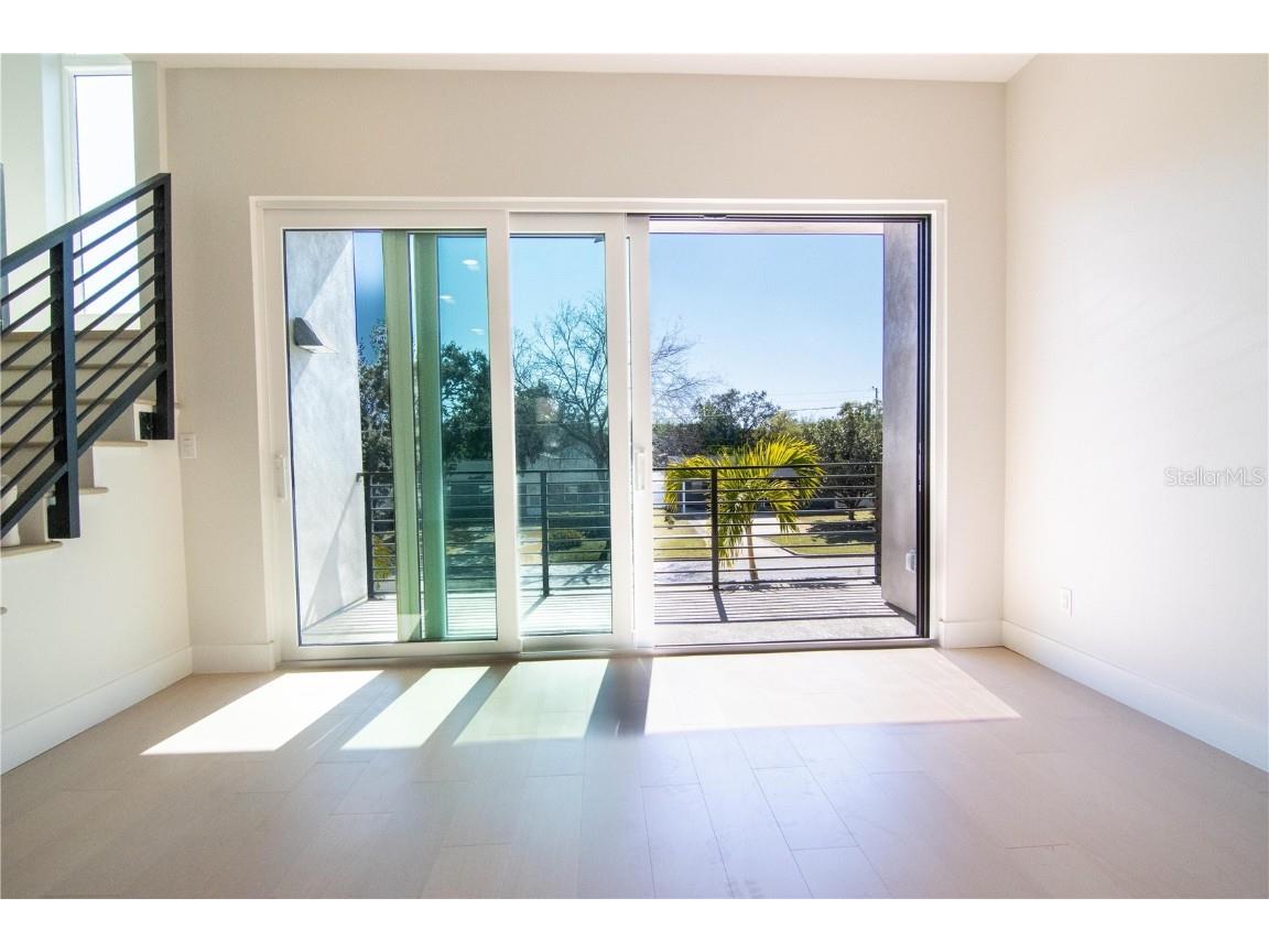 6365 1st Avenue S Saint Petersburg FL 33707 TB8453938 image8