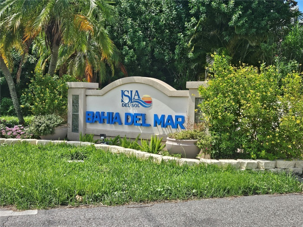 6365 Bahia Del Mar Blvd #506 Saint Petersburg FL 33715 - BOCA CIEGA BAY TB8446520 image1