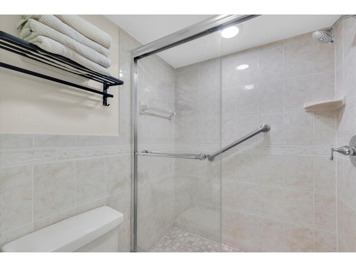 6365 Bahia Del Mar Boulevard #106 Saint Petersburg FL 33715 TB8443571 image16