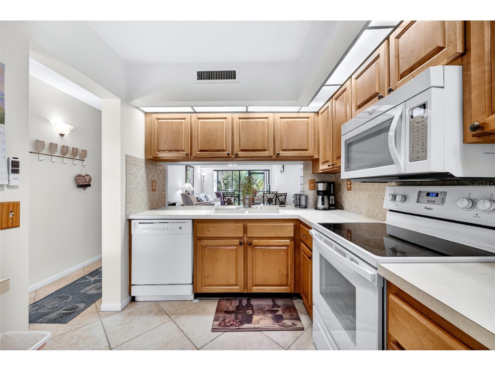 6365 Bahia Del Mar Boulevard #106 Saint Petersburg FL 33715 TB8516468 image13