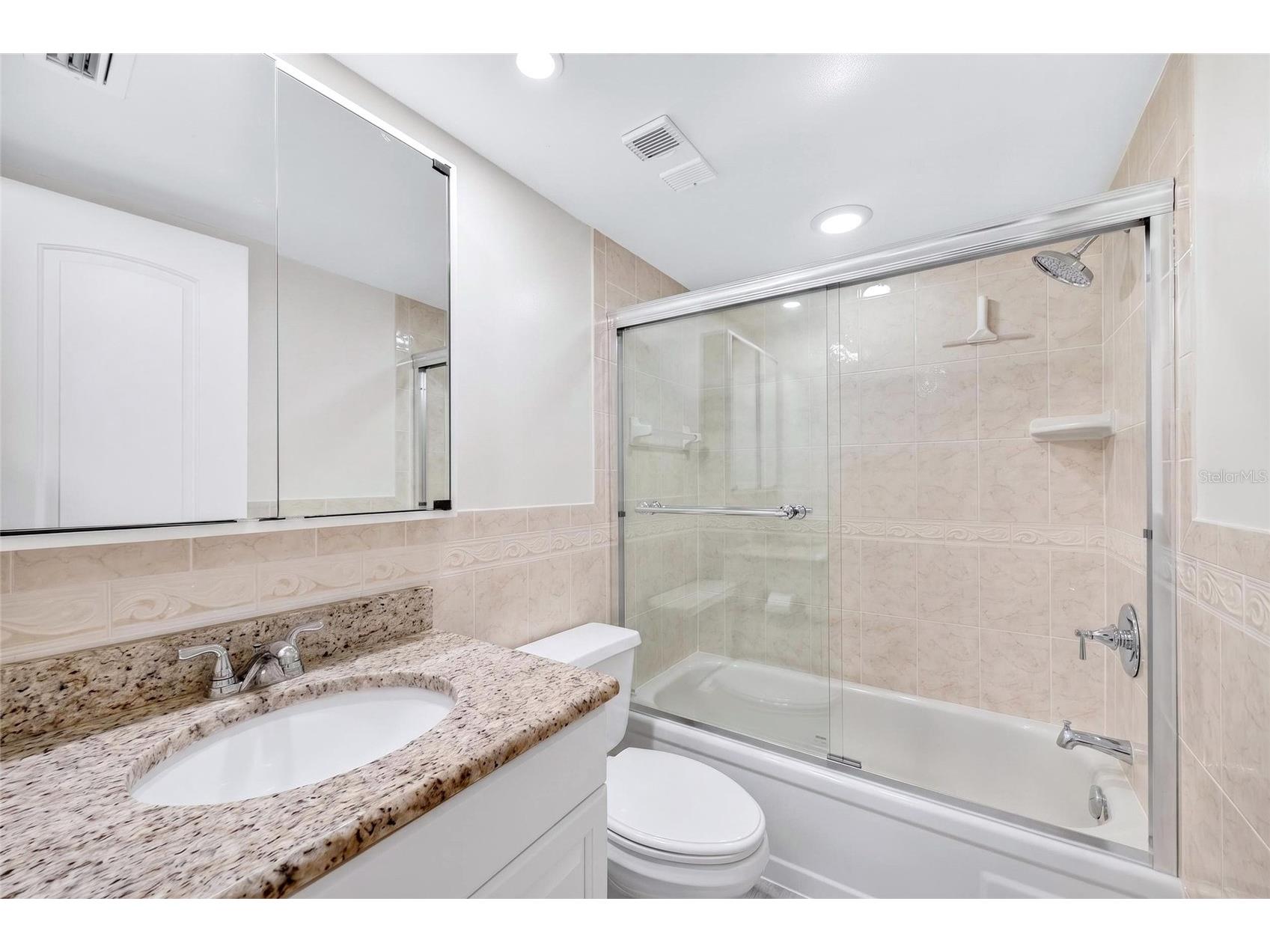 6365 Bahia Del Mar Boulevard #106 Saint Petersburg FL 33715 TB8516468 image25