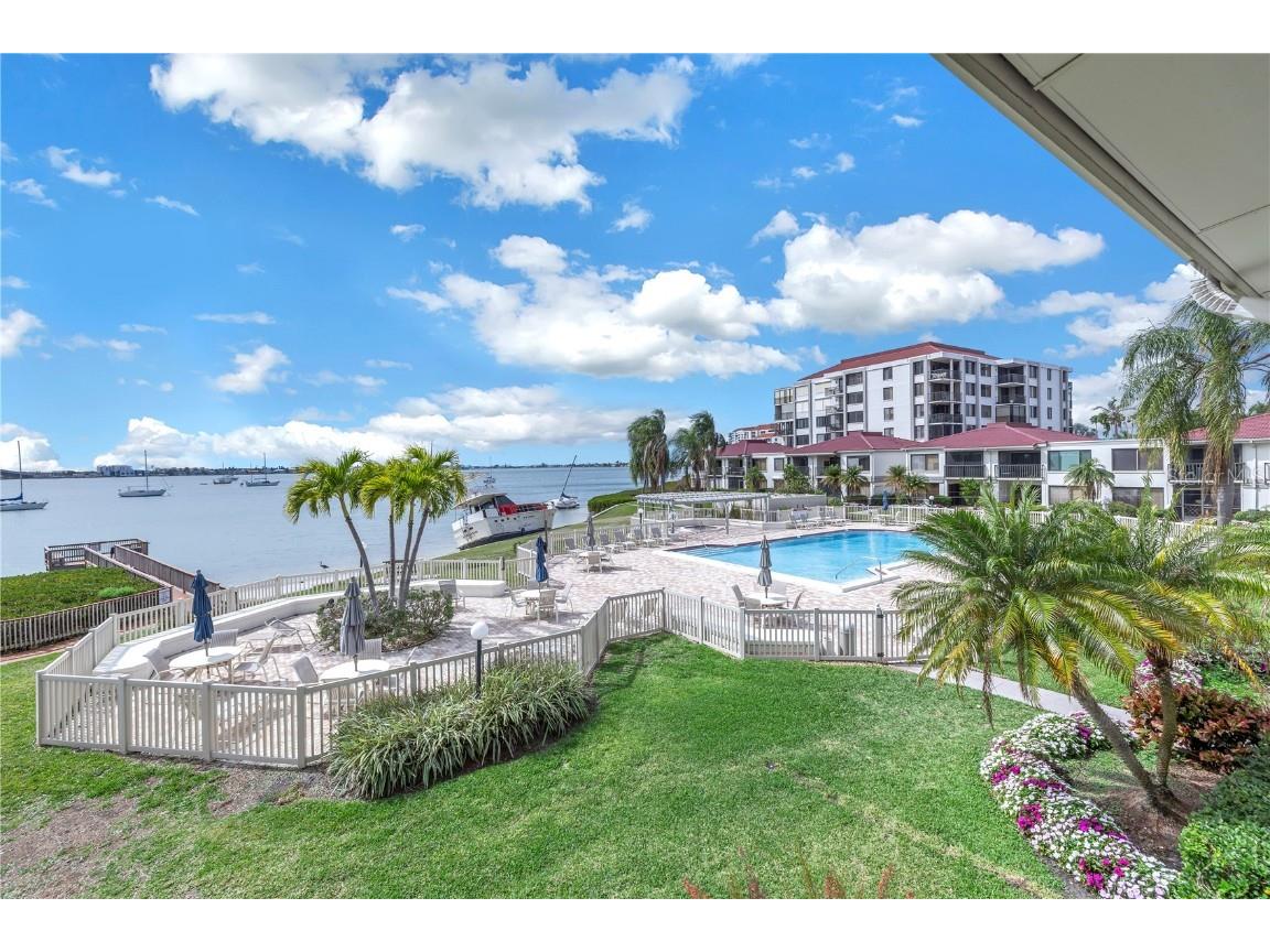 6365 Bahia Del Mar Boulevard #211 Saint Petersburg FL 33715 U8235952 image1