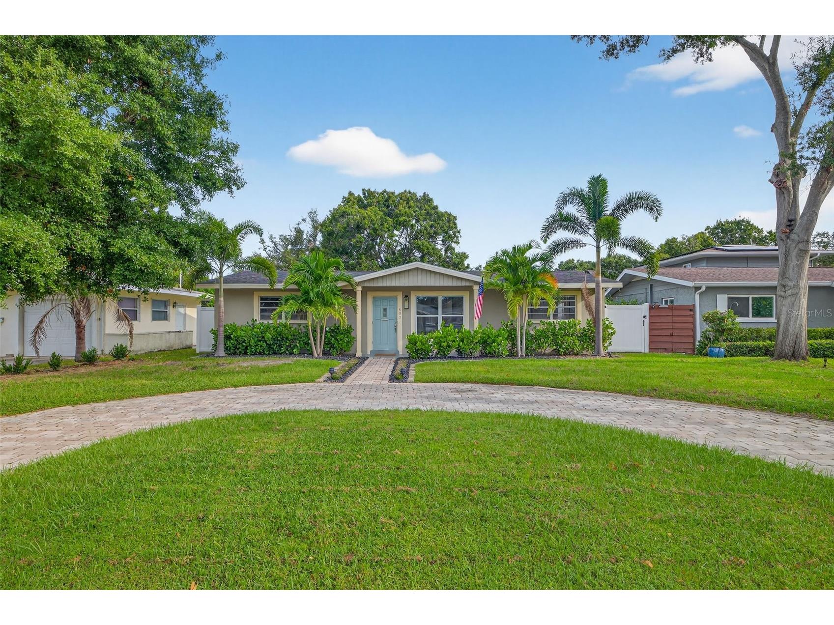 637 41st Avenue NE Saint Petersburg FL 33703 TB8494773 image1