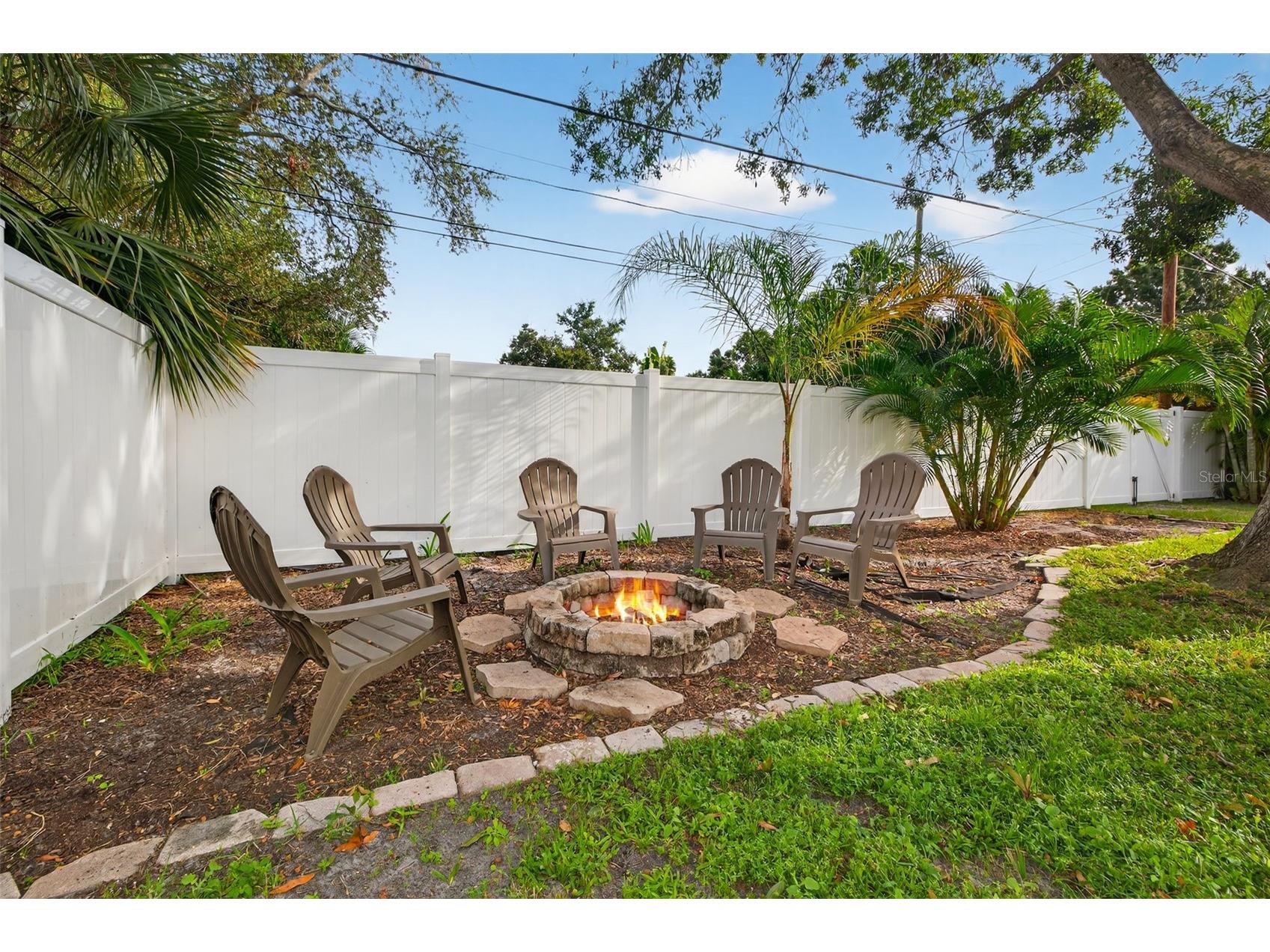 637 41st Avenue NE Saint Petersburg FL 33703 TB8494773 image27
