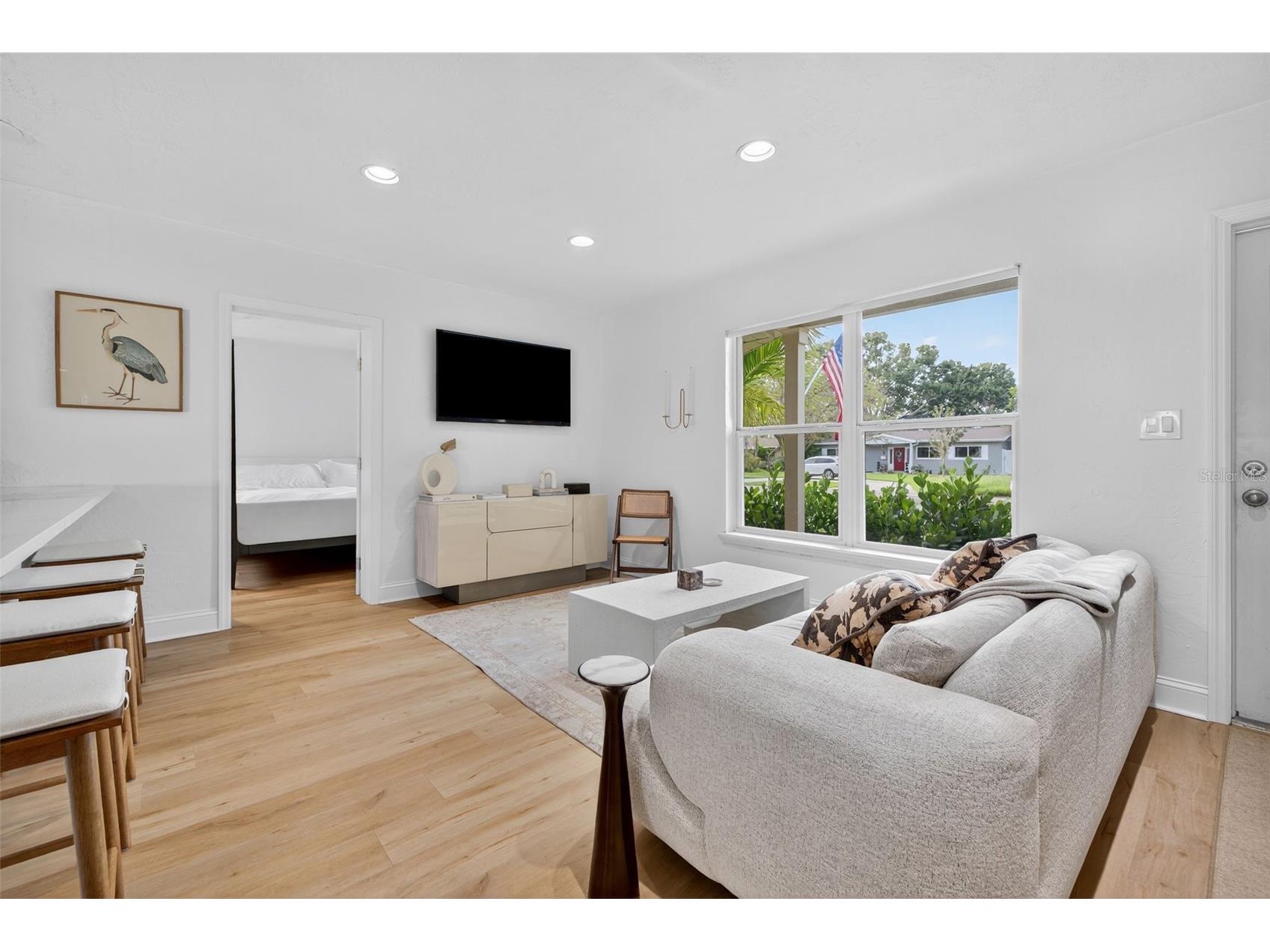 637 41st Avenue NE Saint Petersburg FL 33703 TB8494773 image5