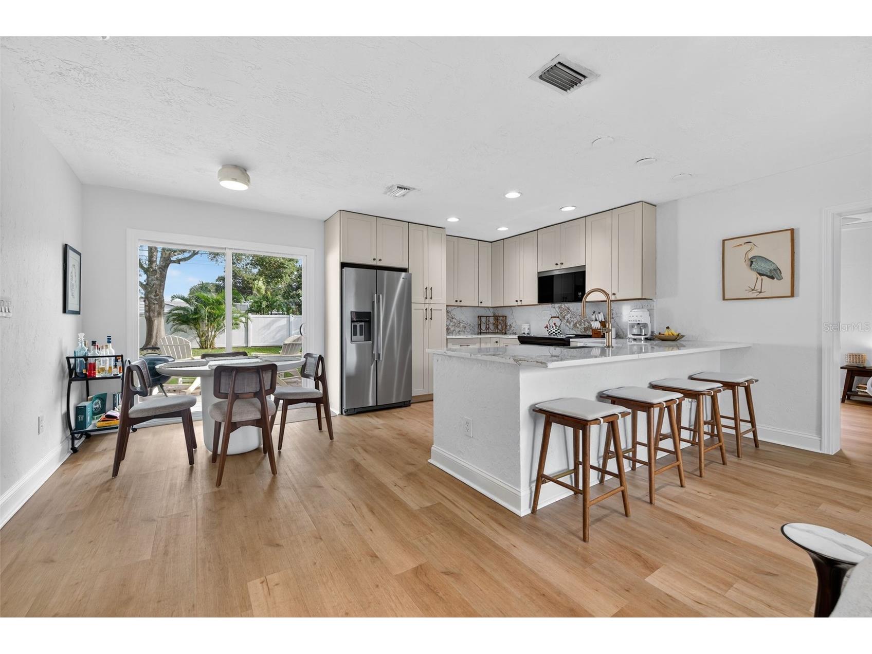 637 41st Avenue NE Saint Petersburg FL 33703 TB8494773 image9