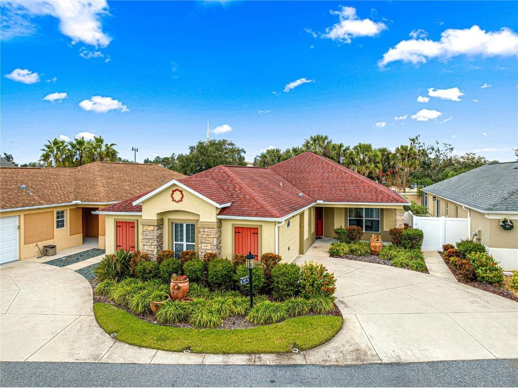637 Arteaga Way The Villages FL 32162 OM691848 image1