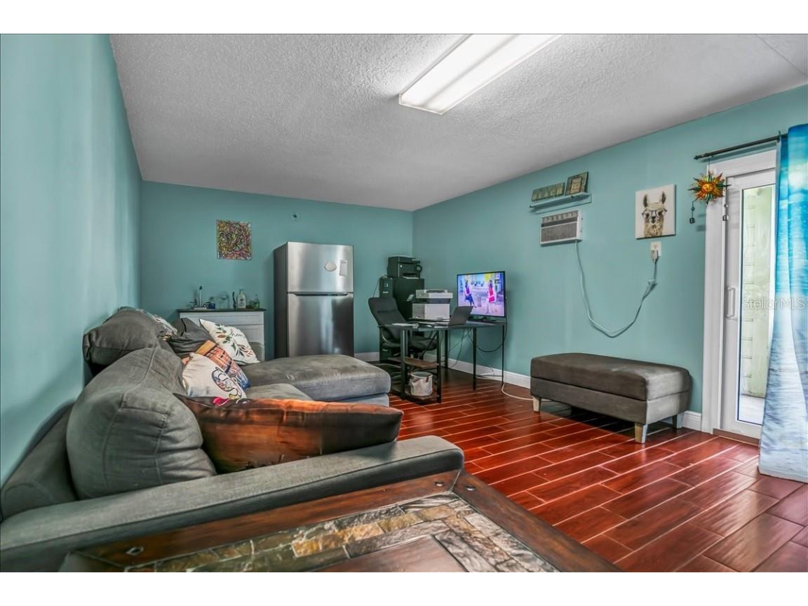 637 Drake Lane N Dunedin FL 34698 TB8446539 image33