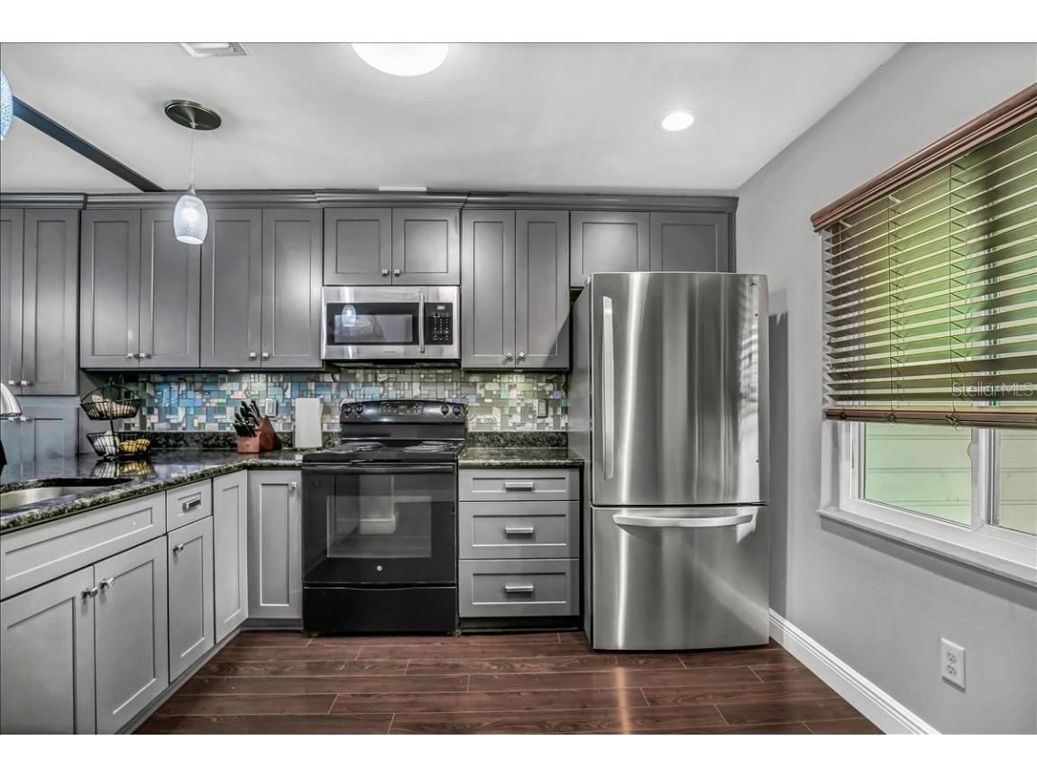 637 Drake Lane N Dunedin FL 34698 TB8446539 image6