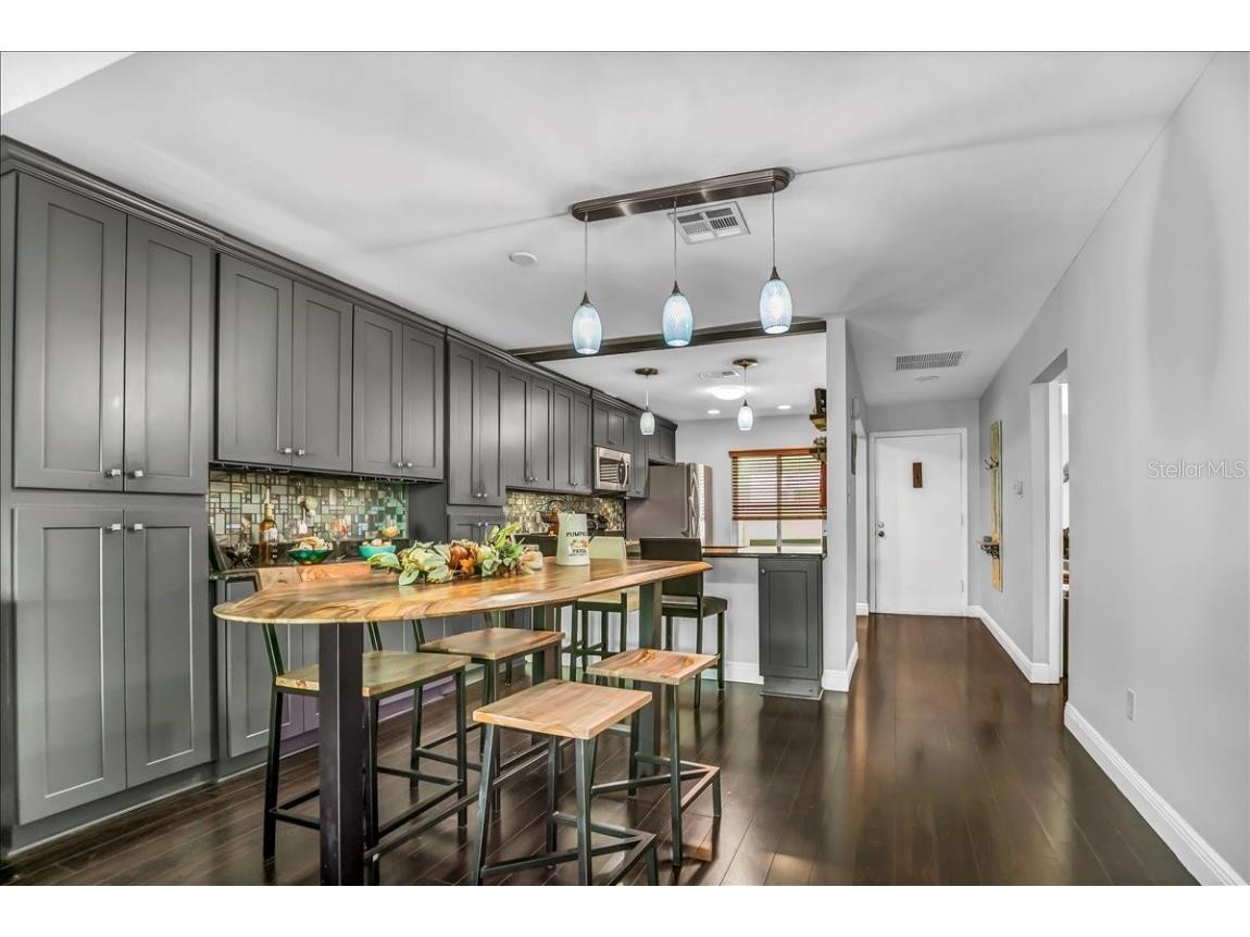 637 Drake Lane N Dunedin FL 34698 TB8446539 image9