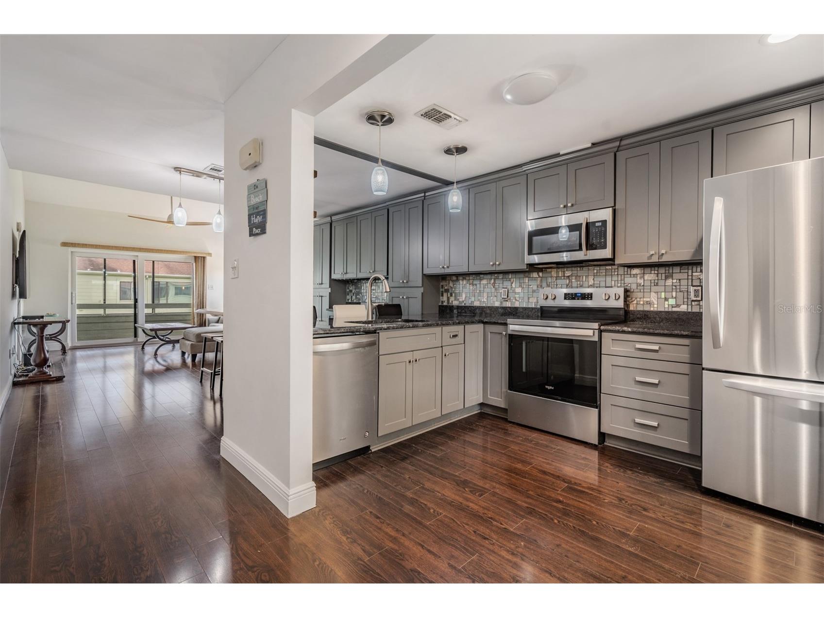 637 Drake Lane N Dunedin FL 34698 TB8492226 image8