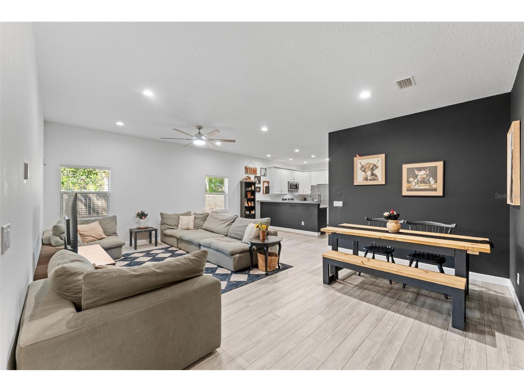637 Holmes Avenue Daytona Beach FL 32114 V4947994 image5
