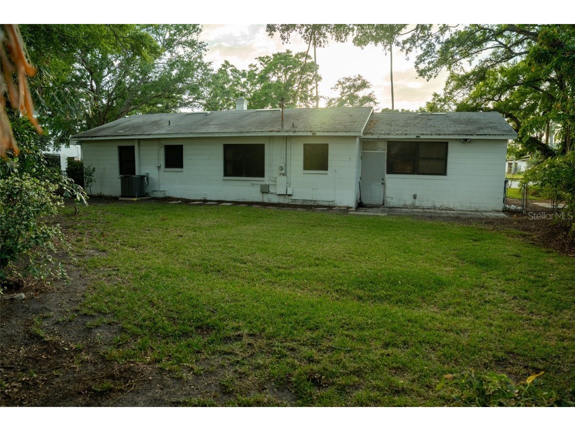 637 Jamaica Avenue Tampa FL 33606 TB8322800 image8