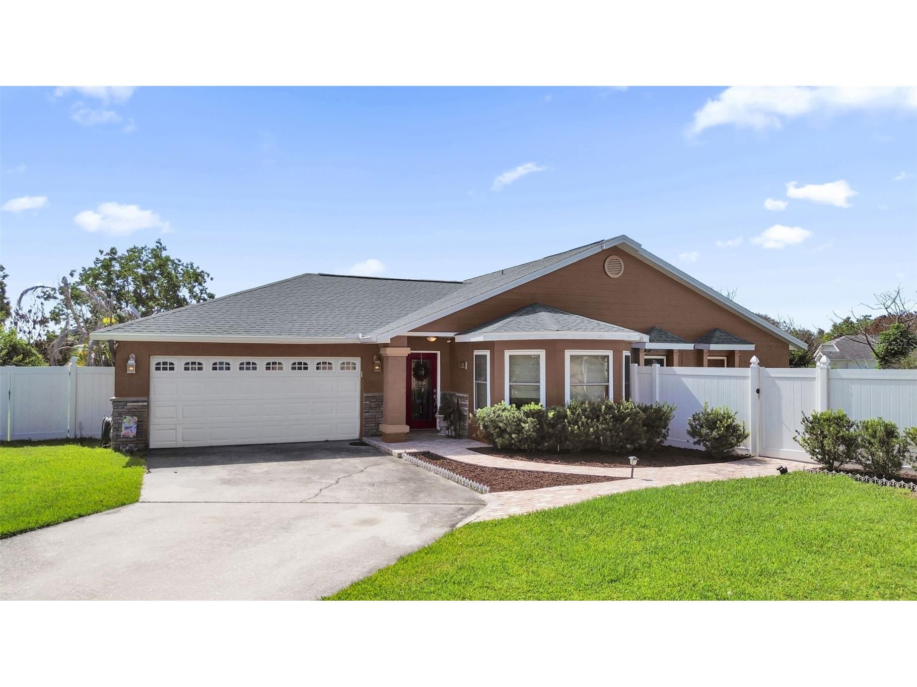 637 Moss Park Court Kissimmee FL 34743 O6419783 image1