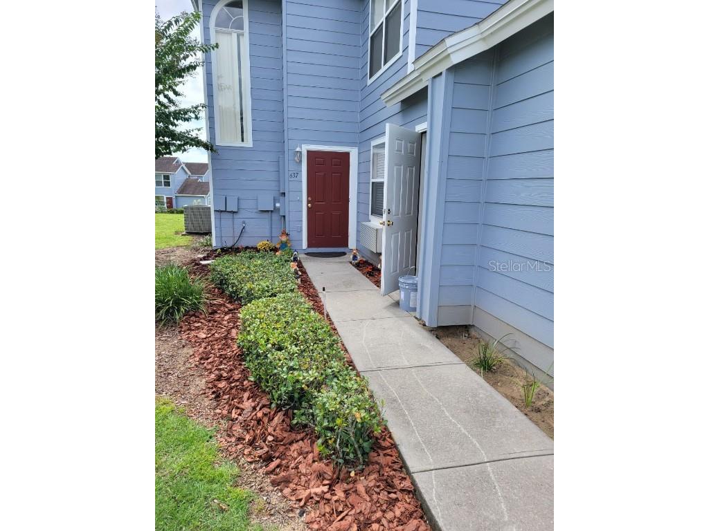 637 Orchid Drive #B. STUDIO Davenport FL 33897 O6186083 image1
