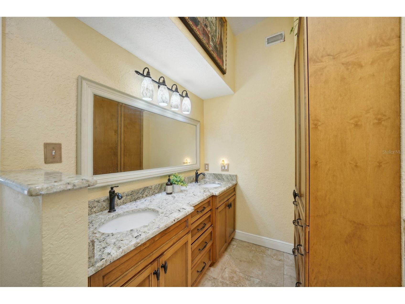 637 Pinellas Bayway #105 Tierra Verde FL 33715 TB8503537 image27
