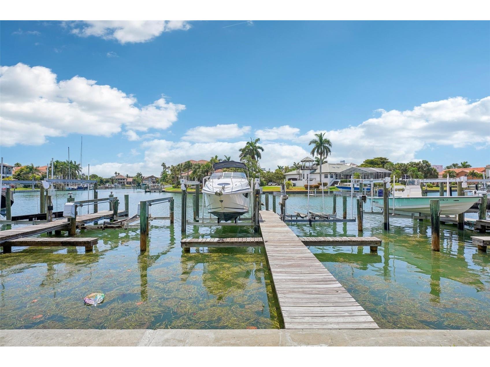 637 Pinellas Bayway #105 Tierra Verde FL 33715 TB8503537 image45