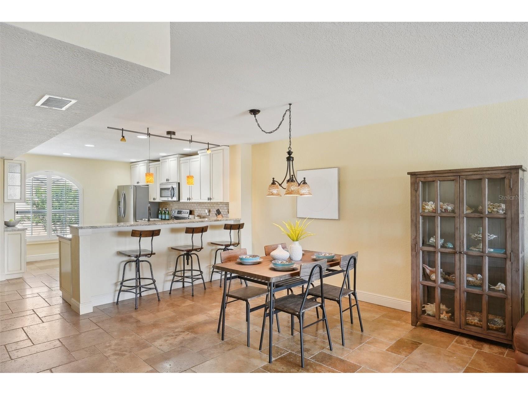 637 Pinellas Bayway #105 Tierra Verde FL 33715 TB8503537 image6
