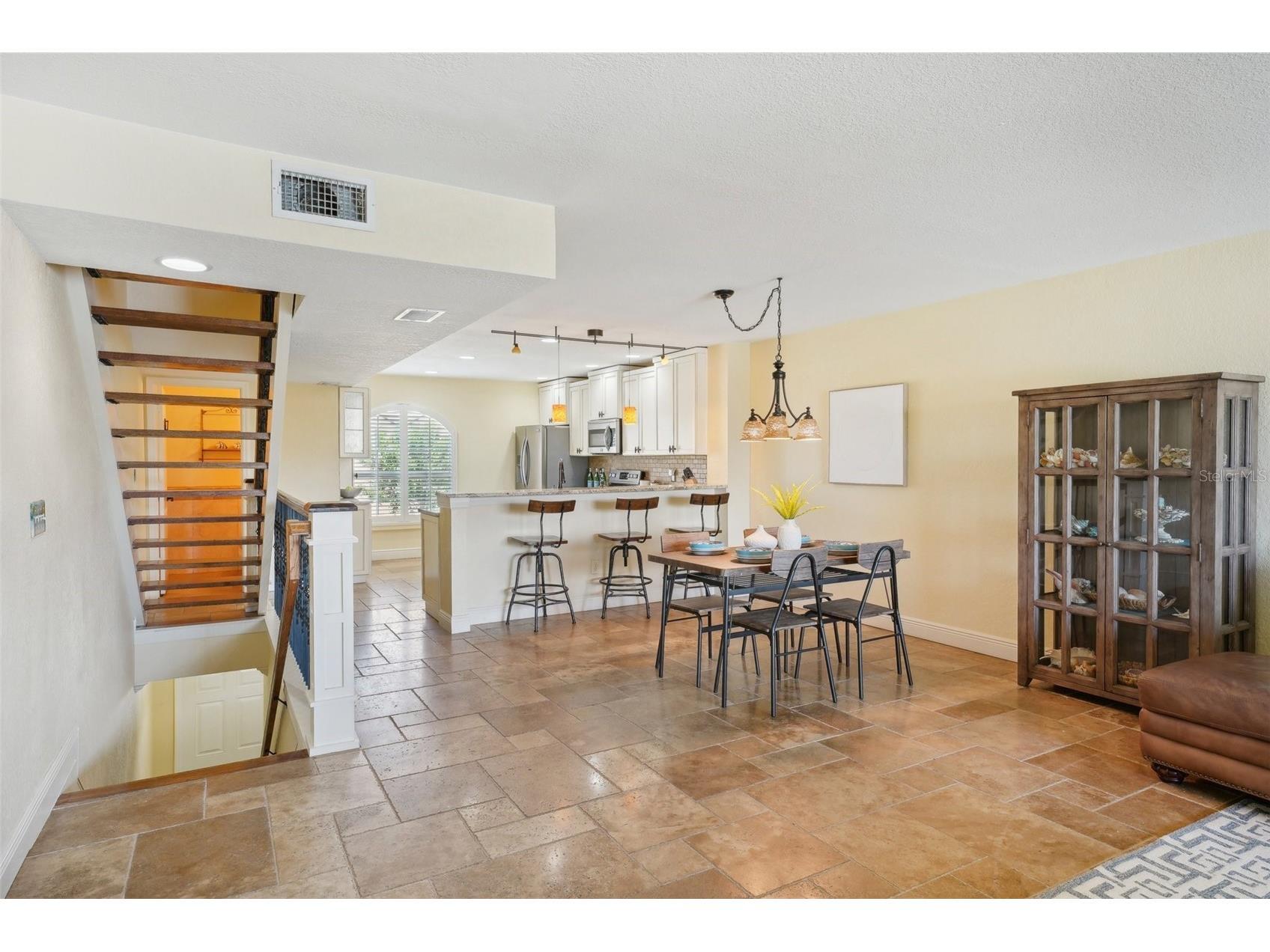 637 Pinellas Bayway #105 Tierra Verde FL 33715 TB8517475 image15