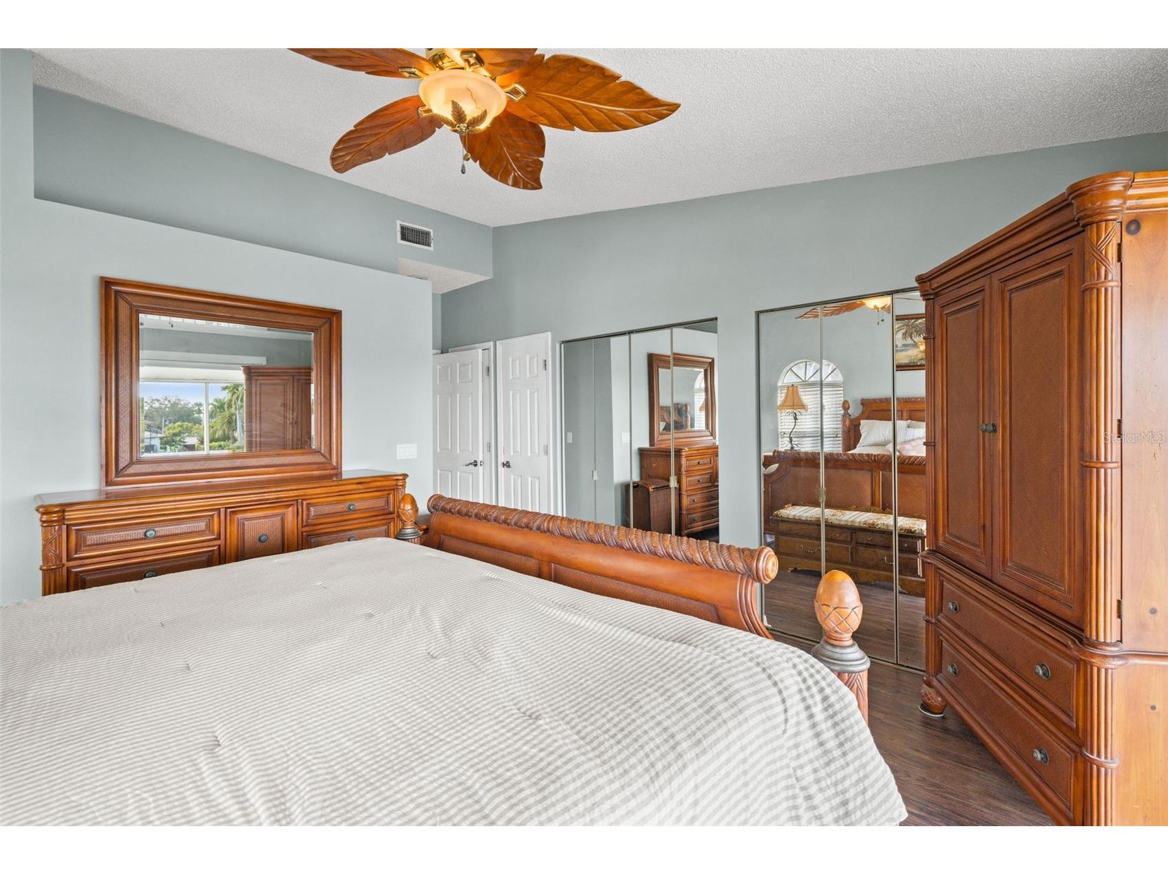 637 Pinellas Bayway S #111 Saint Petersburg FL 33715 TB8463347 image33