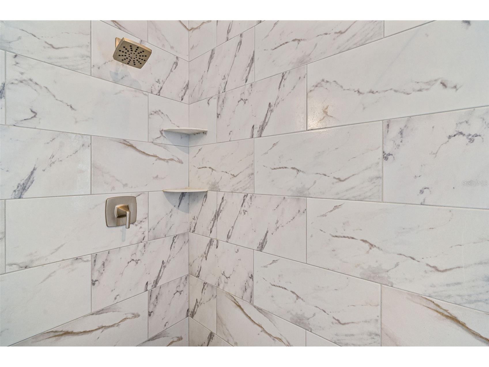 637 Pinellas Bayway S #111 Saint Petersburg FL 33715 TB8463347 image45