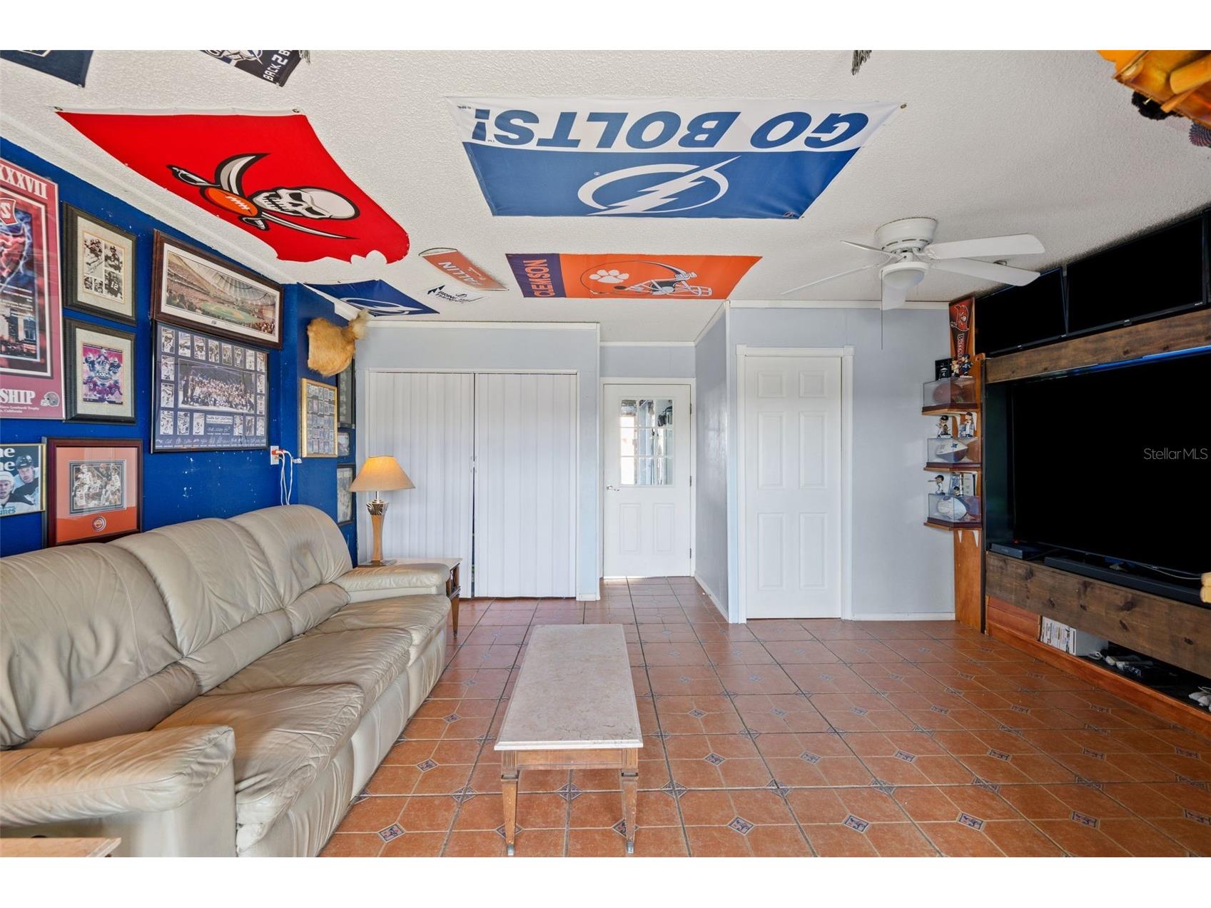 637 Pinellas Bayway S #111 Saint Petersburg FL 33715 TB8463347 image54