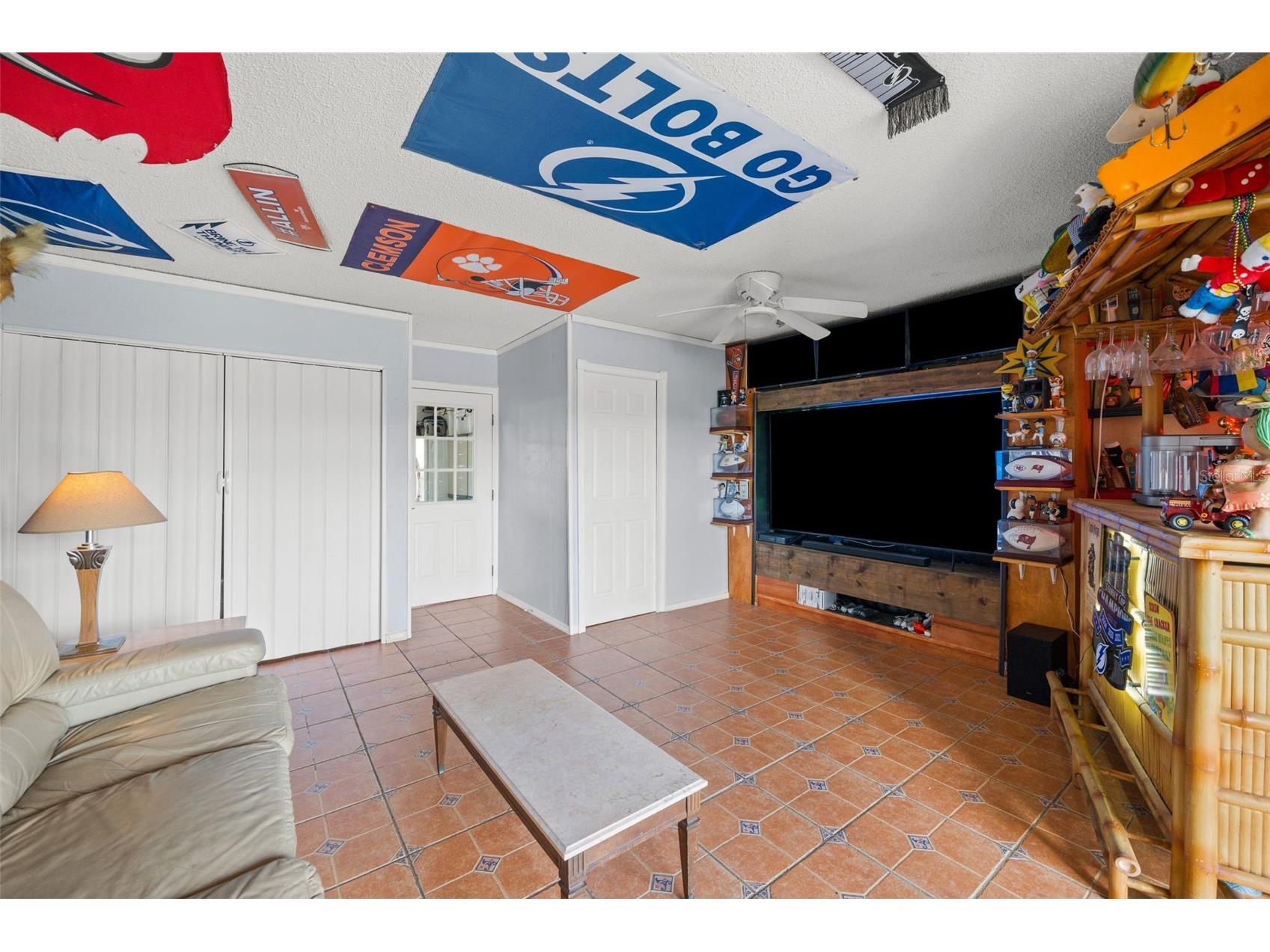 637 Pinellas Bayway S #111 Saint Petersburg FL 33715 TB8463347 image56