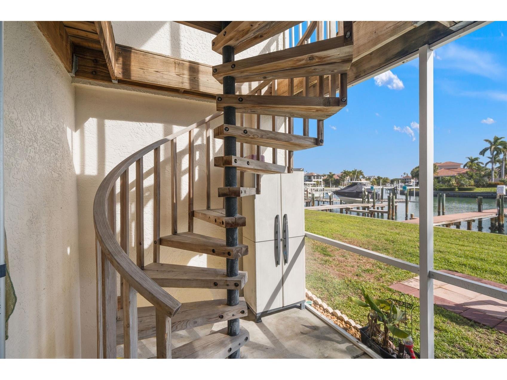 637 Pinellas Bayway S #111 Saint Petersburg FL 33715 TB8463347 image64