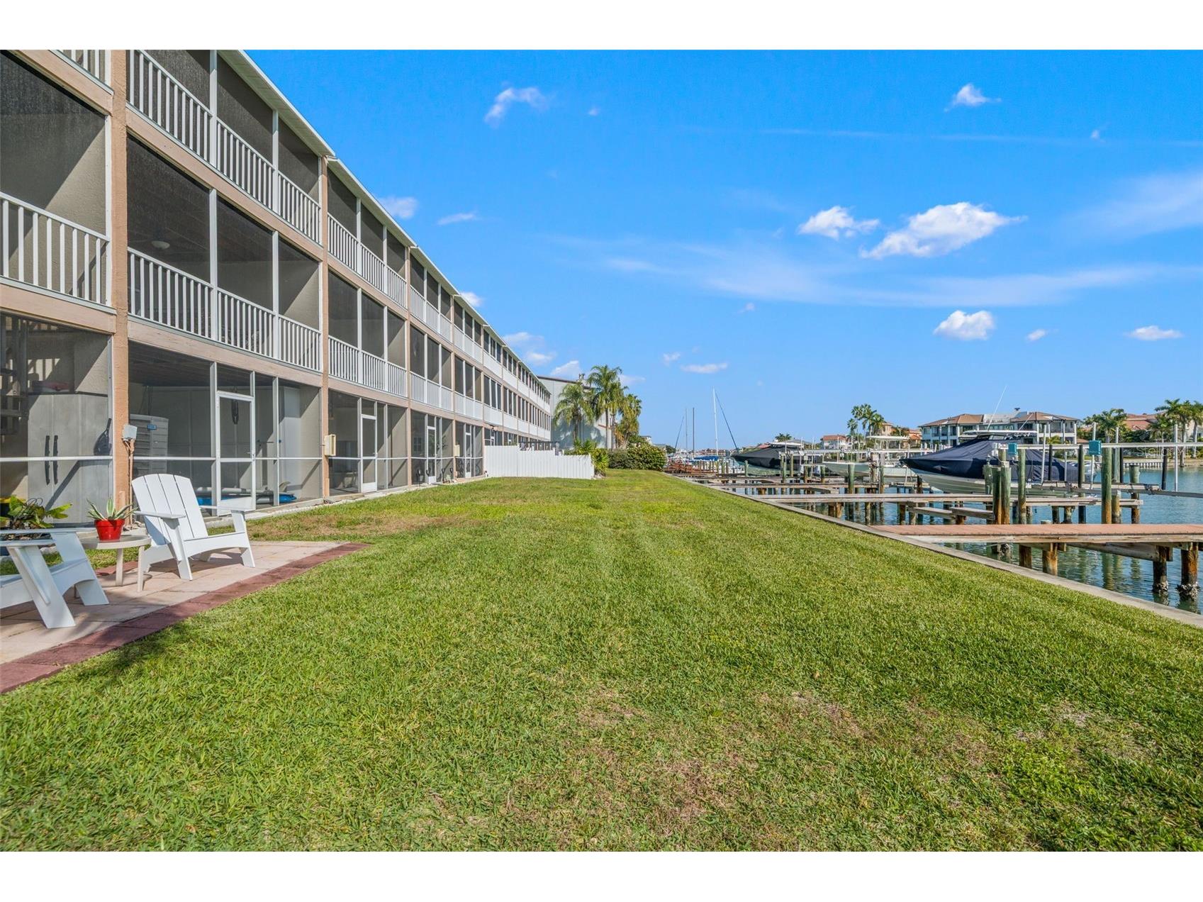 637 Pinellas Bayway S #111 Saint Petersburg FL 33715 TB8463347 image67