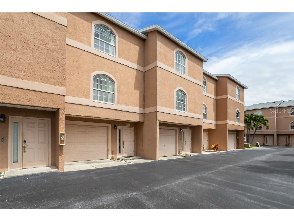 637 Pinellas Bayway S #204 Tierra Verde FL 33715 A4664011 image2