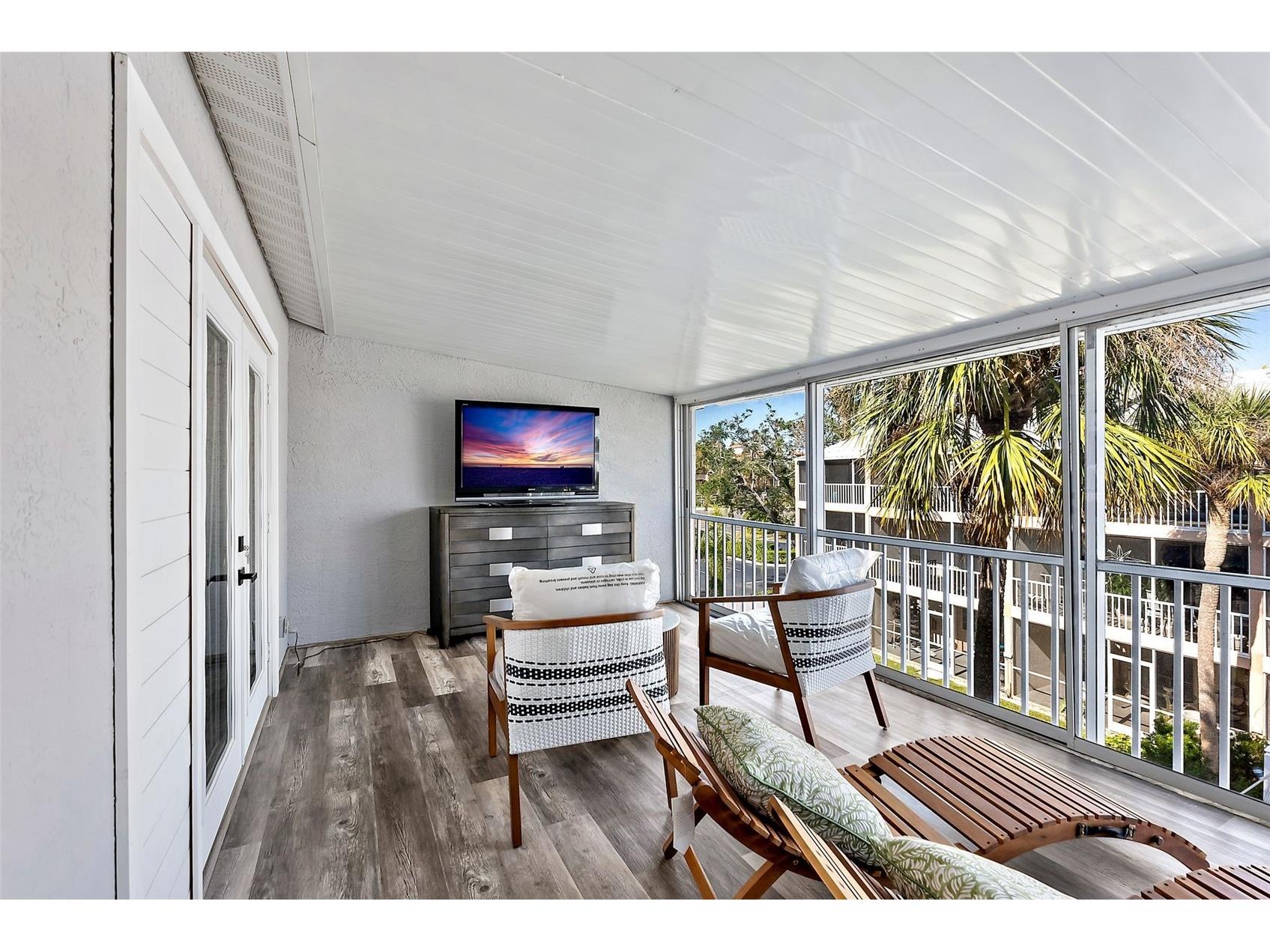 637 Pinellas Bayway S #207 Tierra Verde FL 33715 TB8505181 image18